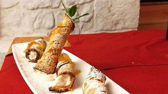 Pane di Altamura e ricotta di pecora: il cannolo sorprende in un piccolo ristorante a Conversano