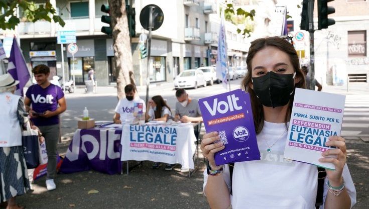 Eutanasia, lo sprint del referendum mentre la legge va al rallentatore