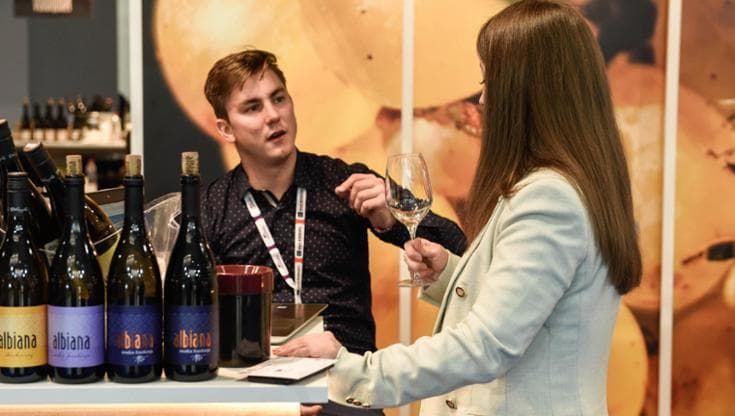 Vinitaly apre ai No-Lo: l’Italia debutta, l’Europa corre