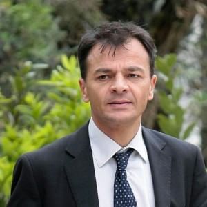 Fassina: "Ormai il premier guarda a destra, bisogna cambiare o me ne vado"