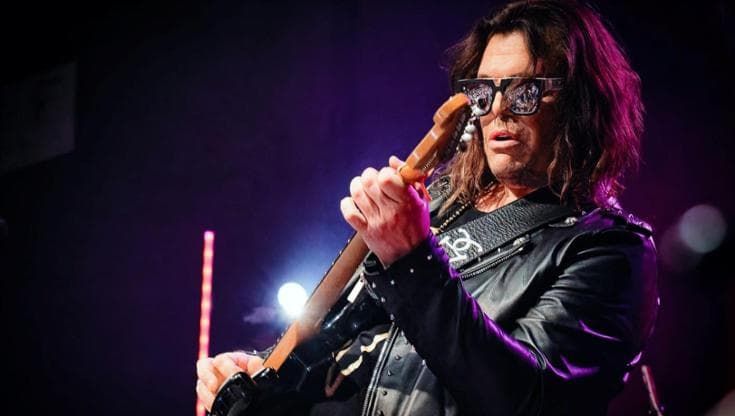 Gianluca Grignani torna a Sanremo per il duetto con Luchè nella serata delle cover