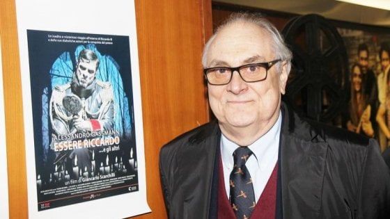 Addio a Claudio Risi, regista dell'iconico telefilm 'I ragazzi della 3ª C'