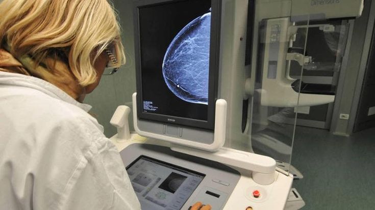 Sconti e premi per chi fa gli screening anti-tumorali: a Pavia parte la tessera sanitaria “a punti”
