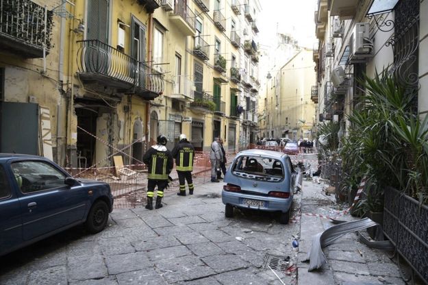 Rua Catalana e via Basile il giorno dopo lo scoppio