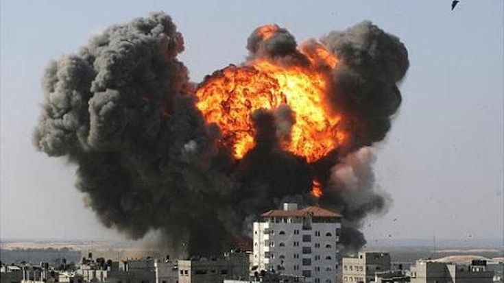Striscia di Gaza e Cisgiordania: le bombe e i pestaggi dei coloni continuano: “Israele senza freni”
