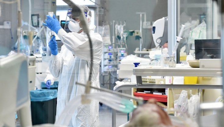 Incinte e in terapia intensiva: Laura e Roberta raccontano le loro vite sospese dal Covid