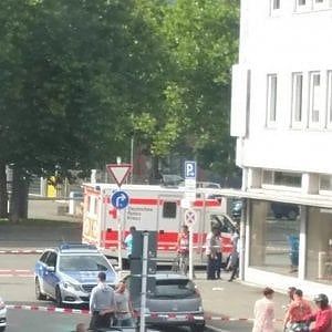 Germania, uccide donna a colpi di machete e ferisce 2 persone 