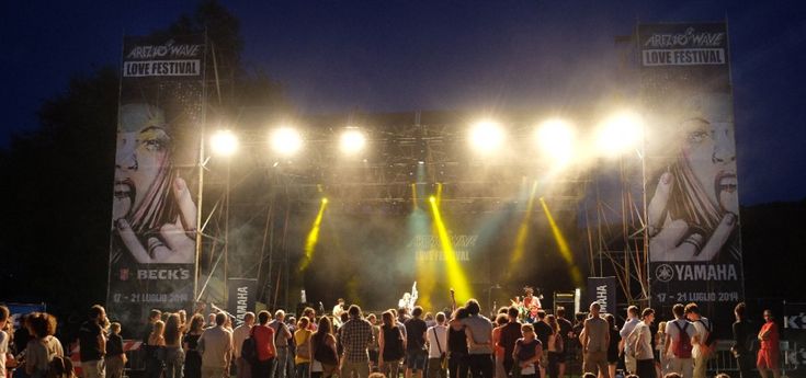 Arezzo Wave Love Festival, l'onda della musica che, cambiando, &egrave; rimasta a galla