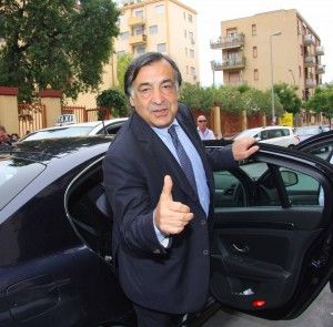 <span style="color: rgb(153, 0, 0);"><strong>Diretta</strong></span><strong> /</strong> Orlando vince con il 70 per cento<br />a Trapani eletto Damiano, Zambuto ad Agrigento<br />&nbsp;