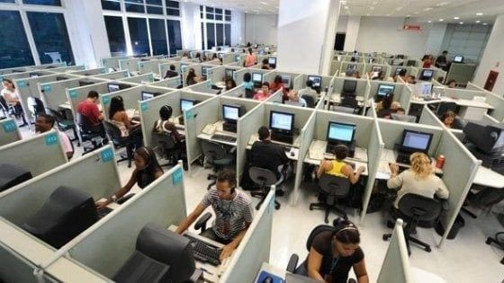 Lavorare ma essere lo stesso poveri: così l'Italia rischia un nuovo primato negativo