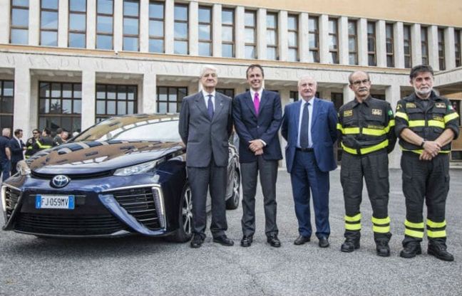Toyota, la tecnologia a idrogeno per i VVFF