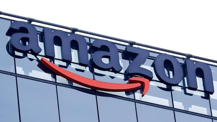 Merci cinesi su Amazon, l’accusa della Procura di Milano: “È contrabbando”