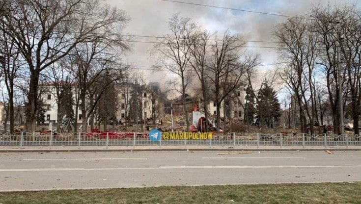 Dal Dubrovka a Mariupol: i teatri di guerra, dove a pagare con la vita sono i civili