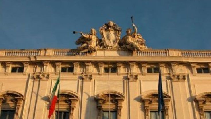 Consulta, oggi si decide sulla costituzionalità dell'obbligo vaccinale: in vista un 'no' sui ricorsi dei No vax 