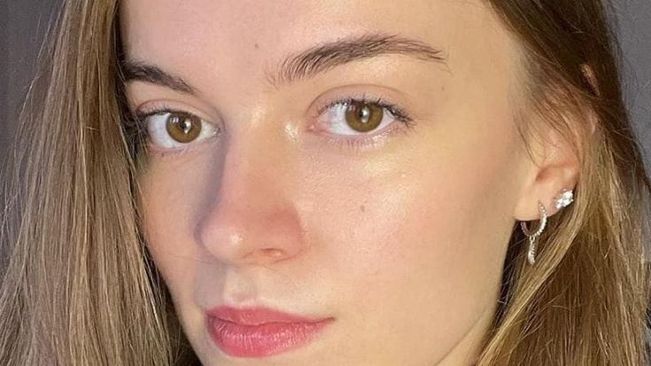 La studentessa: “La nostra unica speranza per non restare sospesi”
