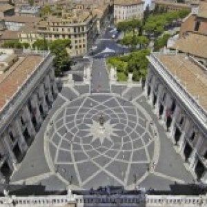 “Spese senza controllo”: ultimatum dei giudici a Campidoglio e Pisana 