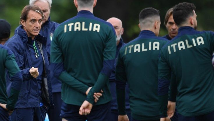 Nazionale, Mancini: "I record di Spagna e Brasile? L'importante è qualificarci". Due ballottaggi per la Bulgaria