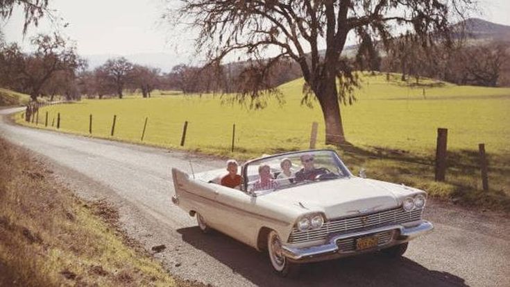 Cent’anni fa nasceva il weekend: dall’invenzione di Ford alla nascita di hobby e rituali sportivi