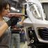 Peugeot crolla a Parigi, Gm è fuori.<br />Pesano i timori per un aumento di capitale