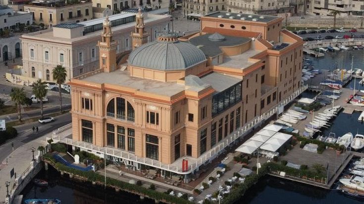 Margherita, aperto l’ultimo cantiere per la riqualificazione del teatro diventato contenitore culturale: consegna fra un anno