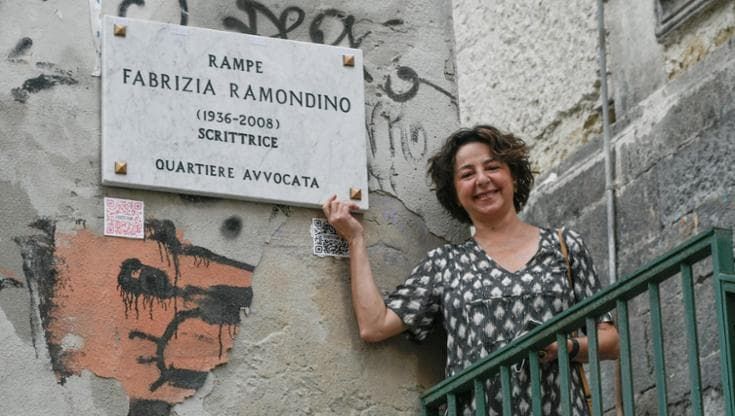 Napoli, Salita Pontecorvo, giugno 2021: la figlia di Fabrizia Ramondino inaugura le rampe