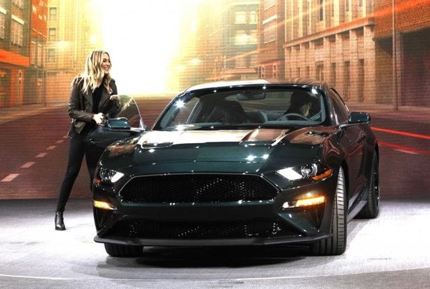 Molly McQueen, che emozione alla presentazione della Mustang Bullit