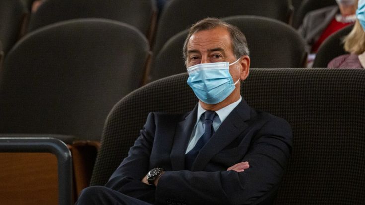 Beppe Sala: "Dai medici di base ai rapporti con i privati qui è tutto da rifare"
