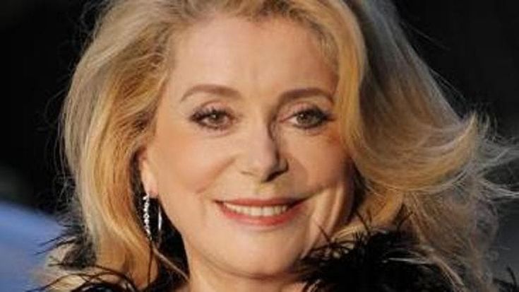 Catherine Deneuve: “Amo tutto dell’Italia a parte la politica”