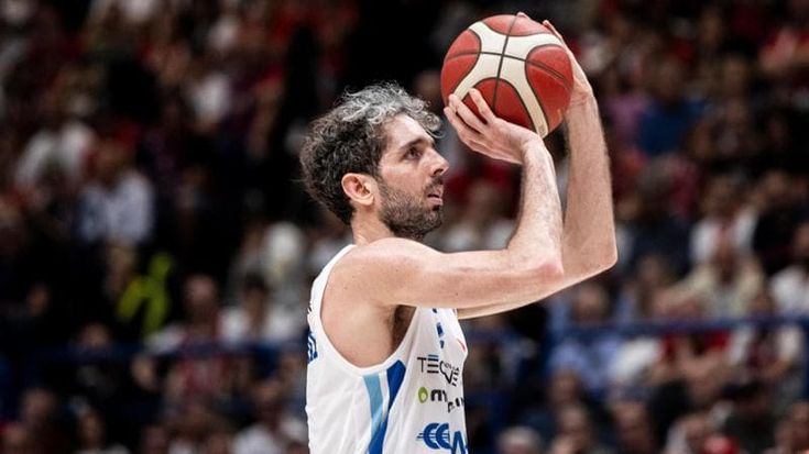 Basket, la prima Italia di Banchi: torna Della Valle, Polonara capitano