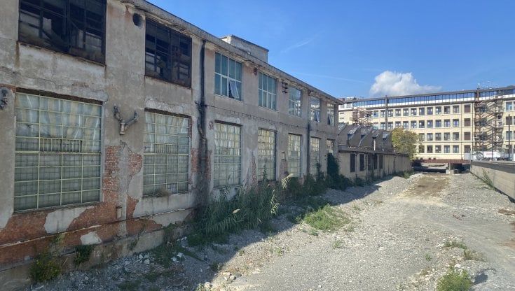 Genova, Confcommercio contro la giunta: "Basta supermercati". Lo scontro sulla nuova apertura Esselunga prevista a Sestri. L'assessore Mascia: "Dal privato interventi per unm milione"