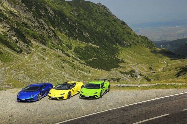 Lamborghini show sulla Transfagarasan, una delle strade più belle del mondo