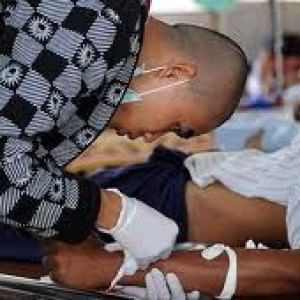 Thailandia, una clinica non solo guarire ma dove somministrano anche "pillole di futuro" 