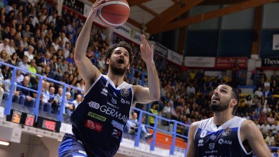 Eurocup: vince Badalona, Brescia regge 30' 