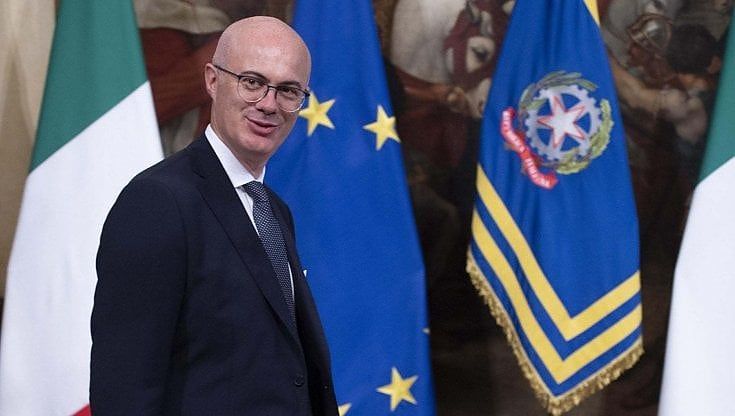 Elezioni, D'Incà propone il voto postale per combattere l'astensionismo