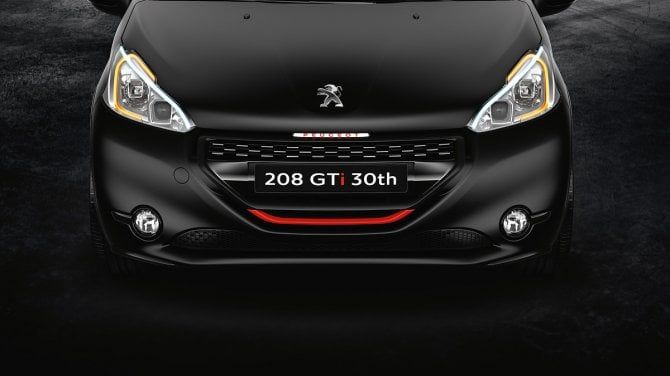 Peugeot 208 GTi by Peugeot Sport 