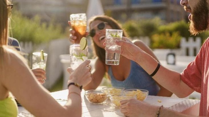 Distribuzione beverage, i dati dell’estate 2025: l'Horeca rallenta, agosto delude le aspettative