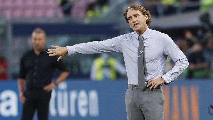 Mancini: "I sei esordienti? Ho giovani bravi e li faccio giocare"