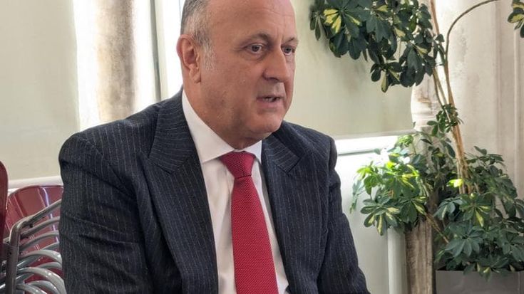 Genoa, il patron Sucu: “Avanti con Vieira e a gennaio, se necessario, compreremo”