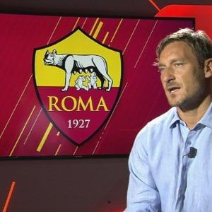 Roma, Totti: "La mia nuova vita da dirigente, sarò a disposizione di tutti"