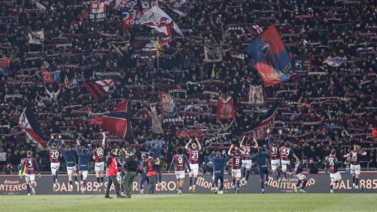Stadio pieno e nuovi club, dalla Scozia alla Romagna: il Bologna da Champions allarga i confini del tifo. “La mia vita te la dedico”
