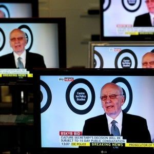 Murdoch, il piano per convincere le autorità del Regno Unito: cedere Sky News a Disney