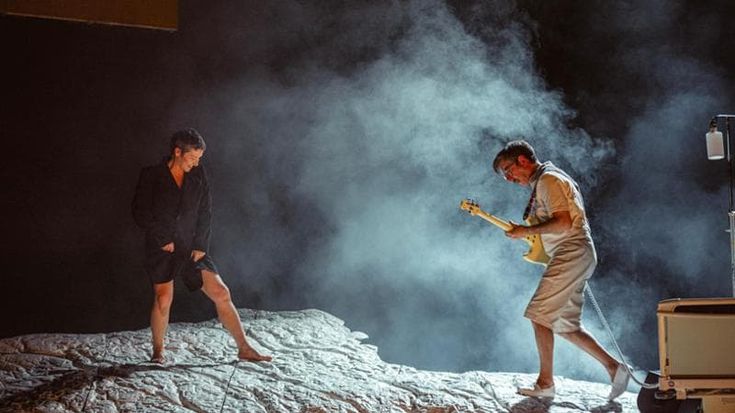 Teatro Vascello,“No Yogurth for the Dead”. Così Rodrigues sfida la morte