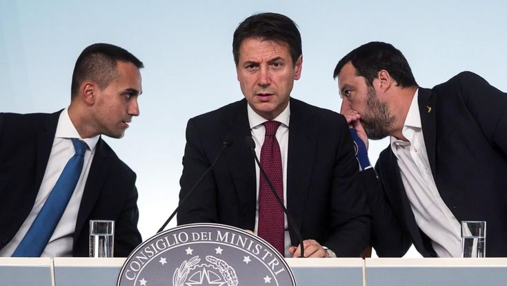 Condono, maxisconto di imposta per chi è in difficoltà e tassa sugli immigrati