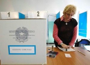 Un milione e mezzo di siciliani al voto <br />prova del fuoco per Crocetta e i grillini