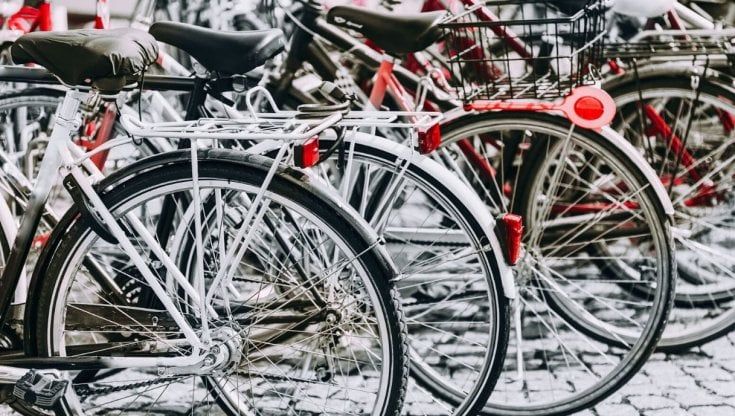 E-bike, a Torino la prima "ciclostazione"