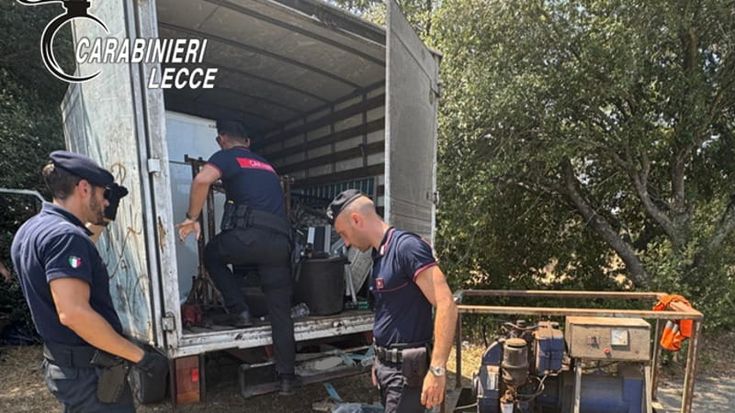 Salento, rave party abusivo va avanti per due giorni: arrivano i carabinieri. Identificati in 213