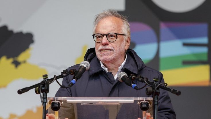 Riccardi alla manifestazione di Roma per la pace: "Non siamo equidistanti ma schierati contro la guerra"