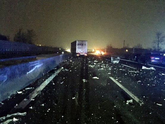 Brescia, uccide la moglie poi si schianta contromano in autostrada
