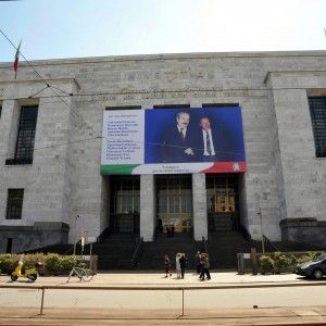 Famiglie gay, rinviato a Milano il convegno dei giudici. "Le toghe hanno imposto veti"