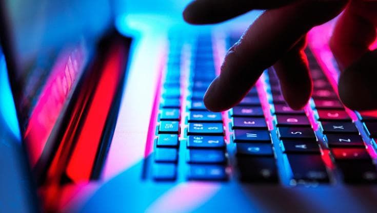 Il listino del Dark Web: i dati italiani si vendono bene, 35 dollari per un passaporto